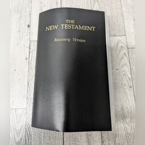 Black New Testament Recovery Version